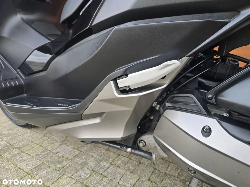 Honda NSS - 37