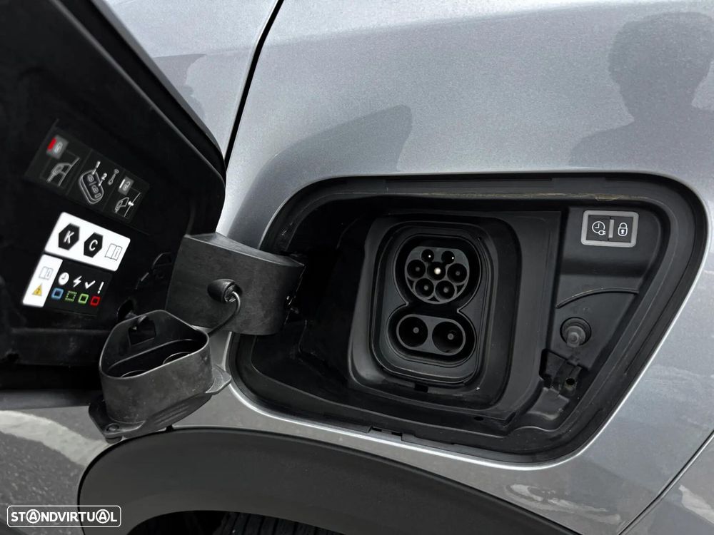 Peugeot e-2008 50 kWh Active Pack - 26