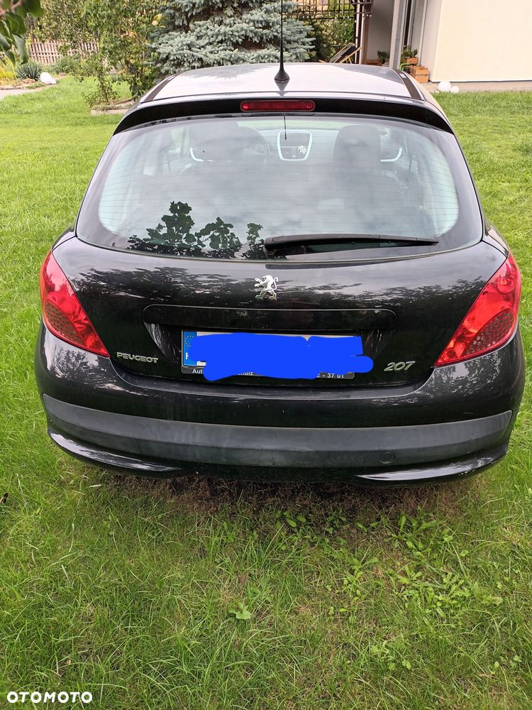 Peugeot 207 - 3