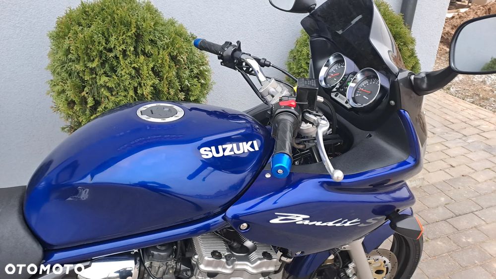Suzuki Bandit - 19