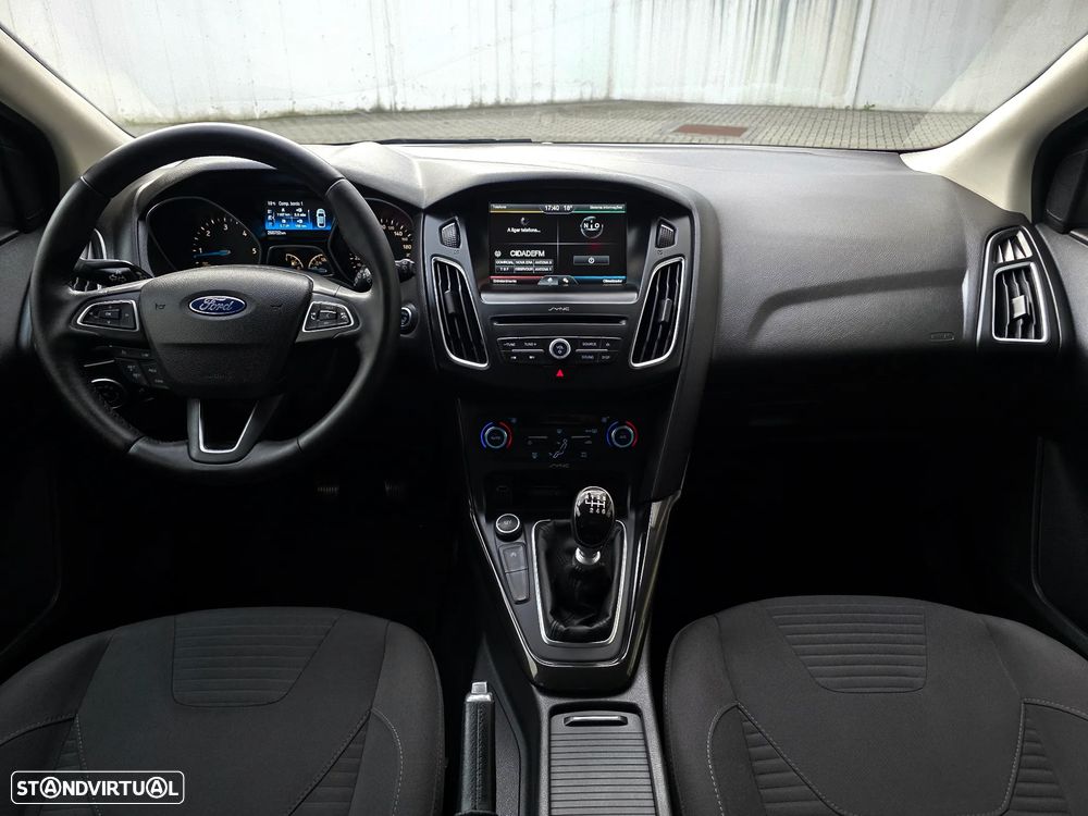 Ford Focus 1.5 TDCi Titanium - 38