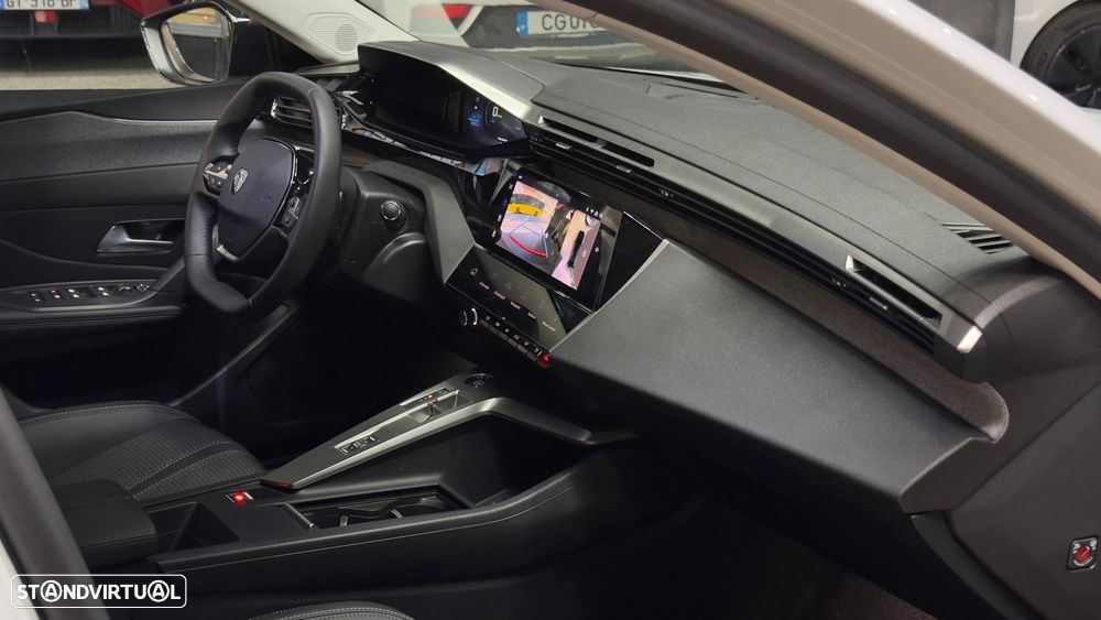 Peugeot E-408 210 GT - 24