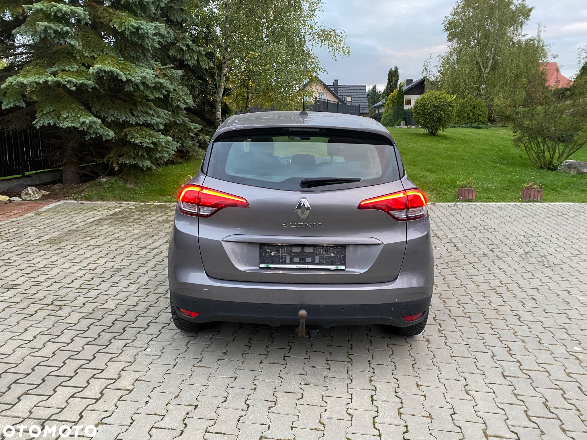 Renault Scenic 1.7 Blue dCi Zen - 8