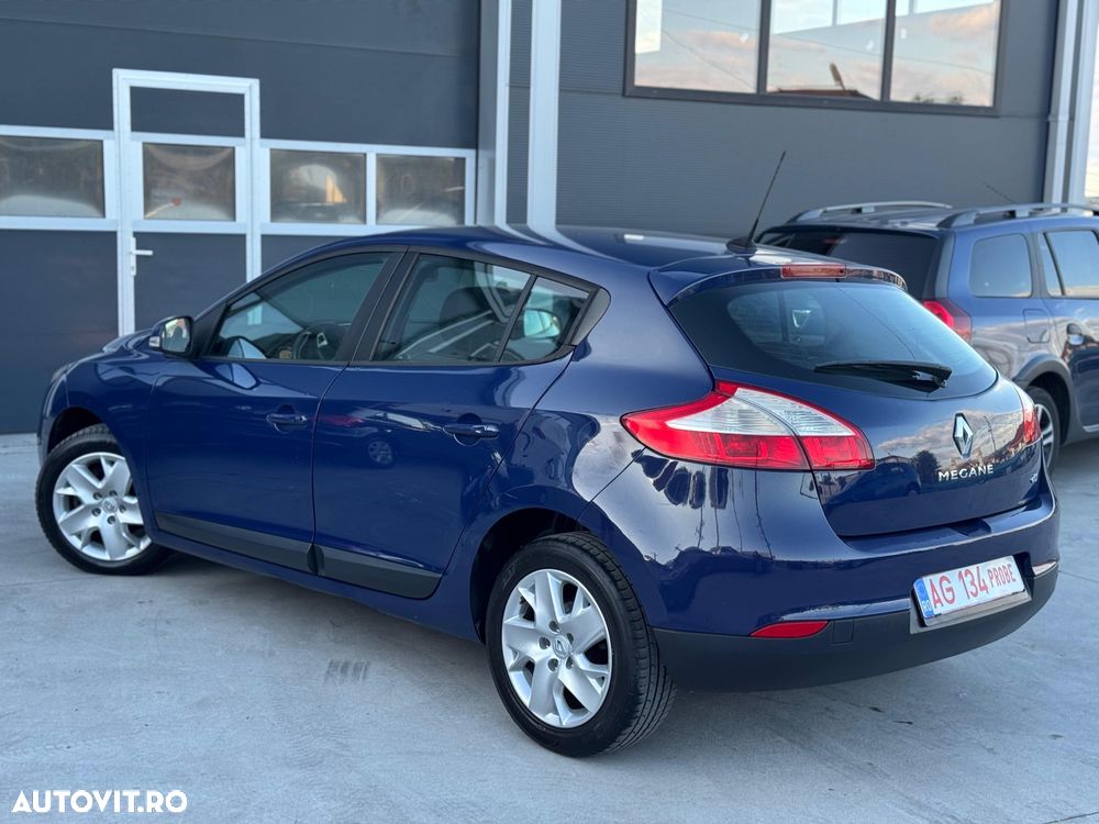 Renault Megane 1.5 dCi Expression - 9