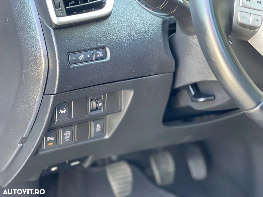 Nissan Qashqai 1.5 DCI TEKNA - 10