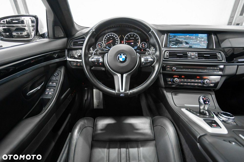 BMW M5 DKG - 27