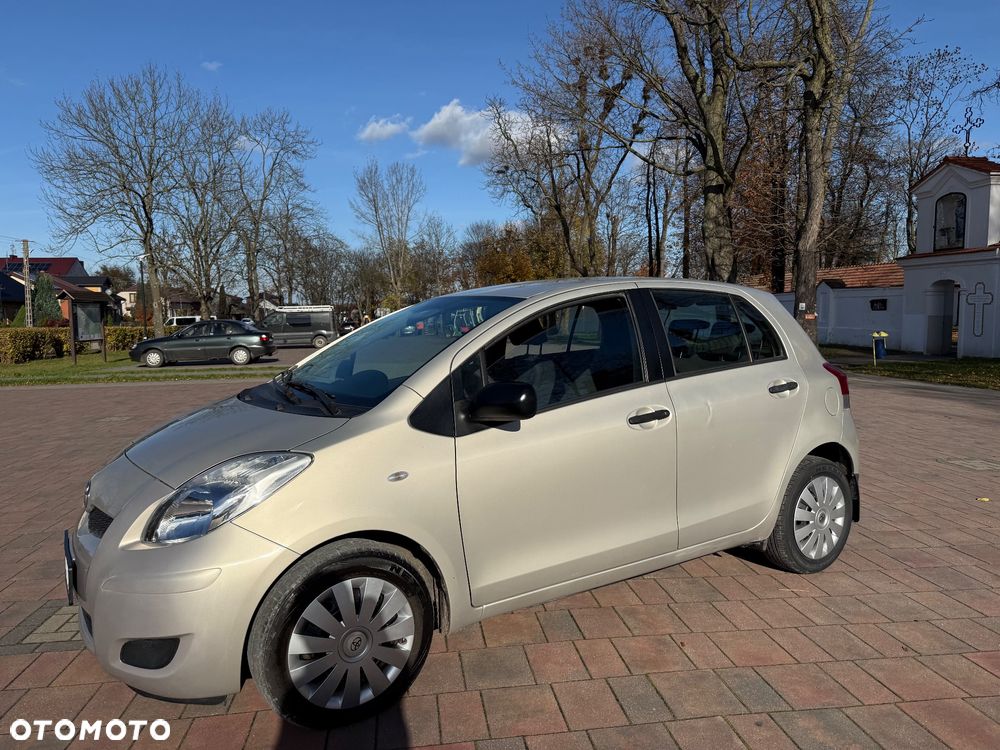 Toyota Yaris 1.33 Luna - 29