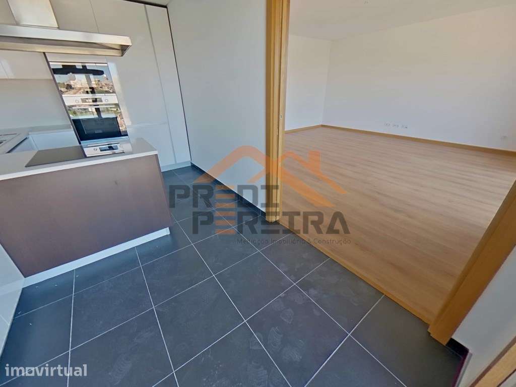 Situado na Ramada, T2 a Estrear | Varandas + Terraço | Parqueamento... - Grande imagem: 5/23