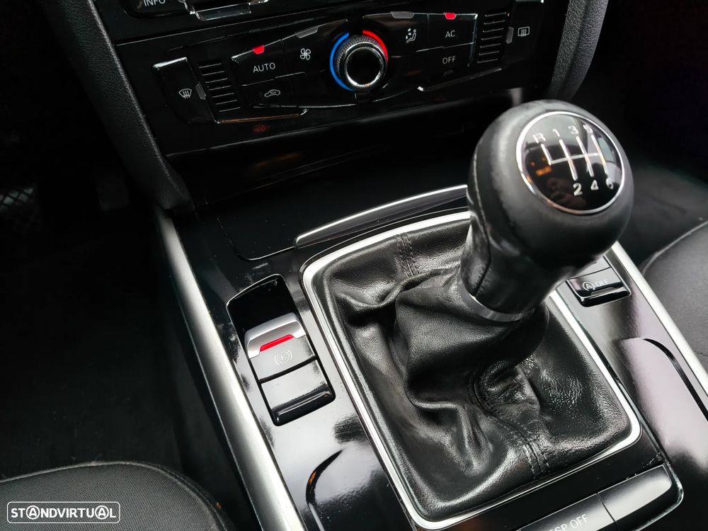 Audi A4 Avant 2.0 TDi Advance - 18