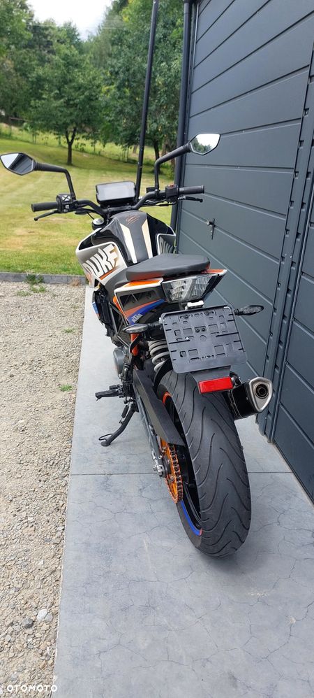KTM Duke 125 - 8