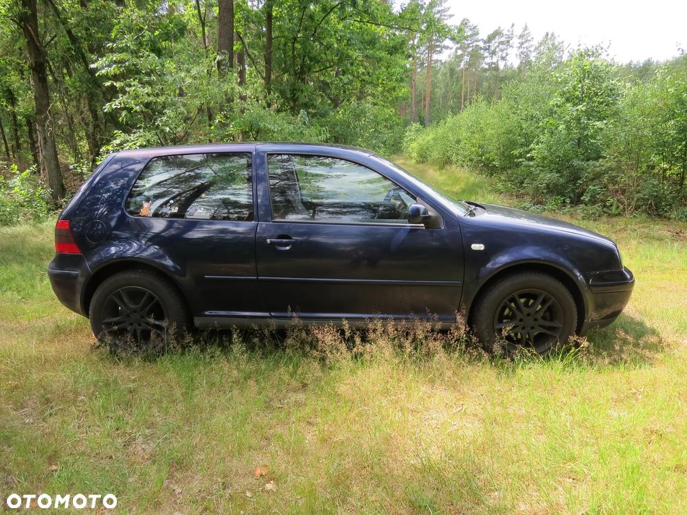 Volkswagen Golf - 9