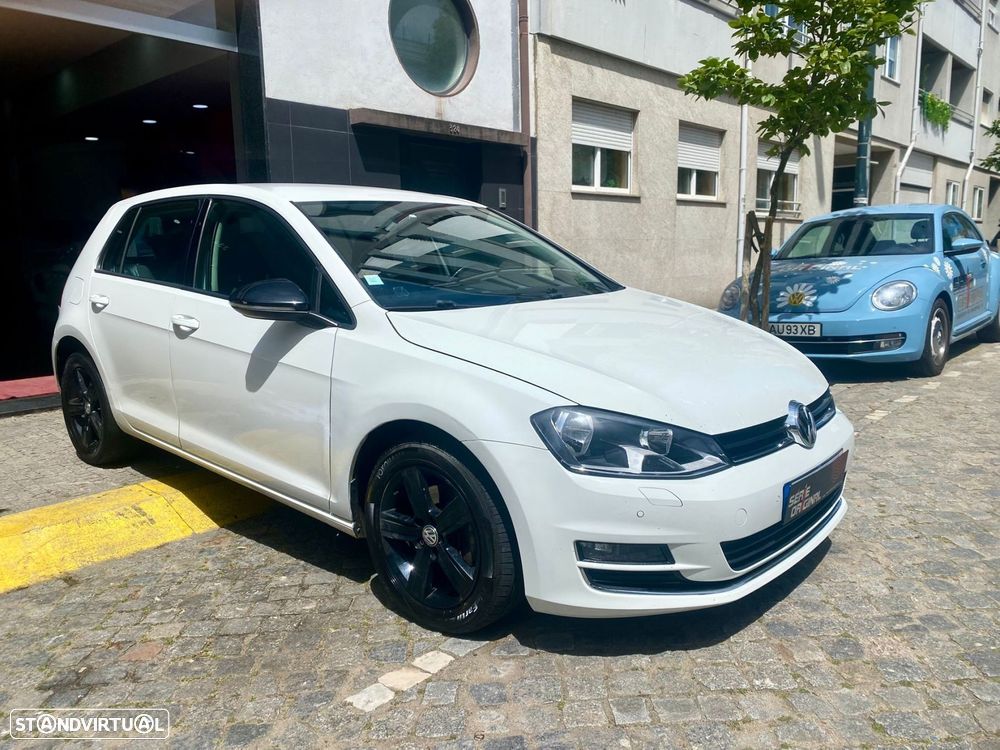 VW Golf 1.6 TDi BlueMotion Comfortline - 4