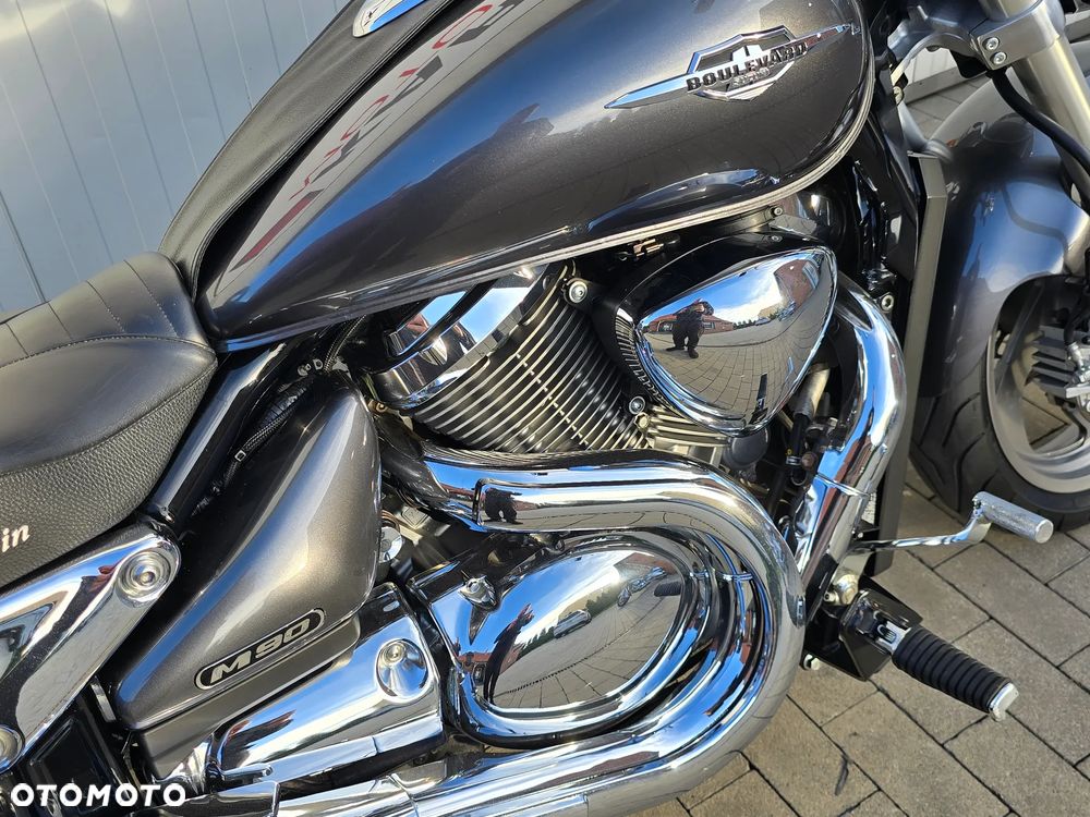 Suzuki Boulevard - 4