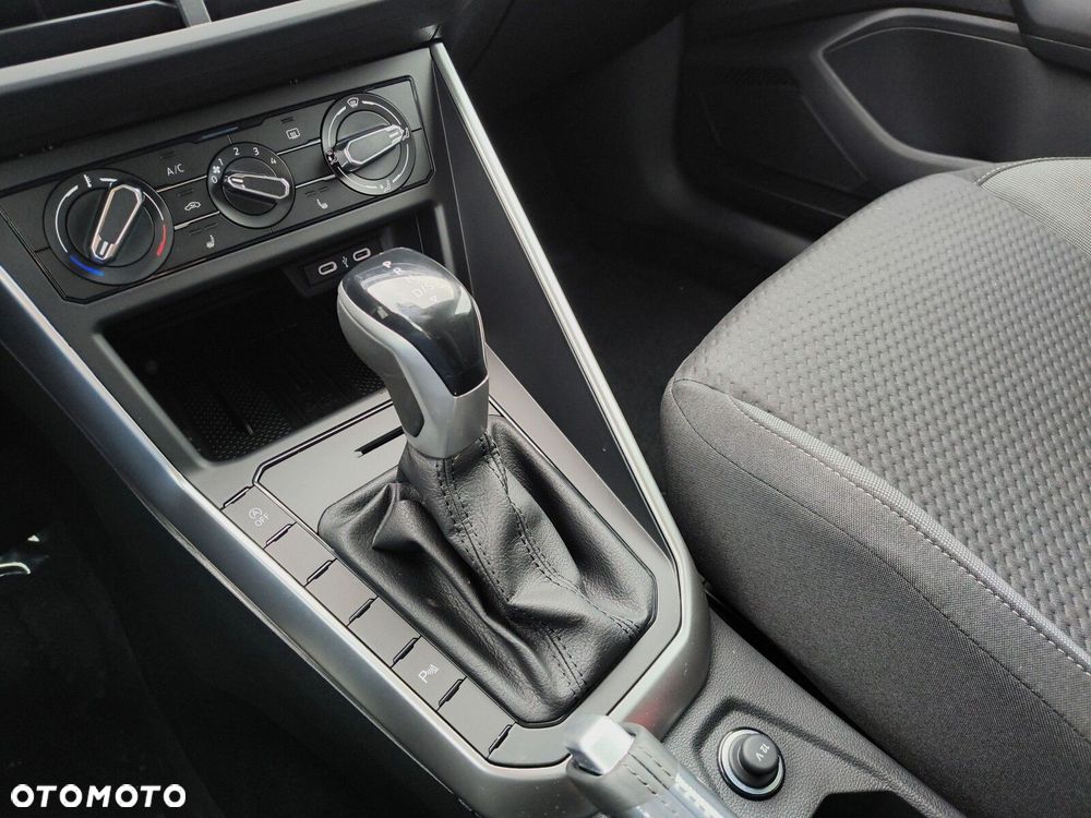 Volkswagen Polo 1.0 TSI Life Plus DSG - 21