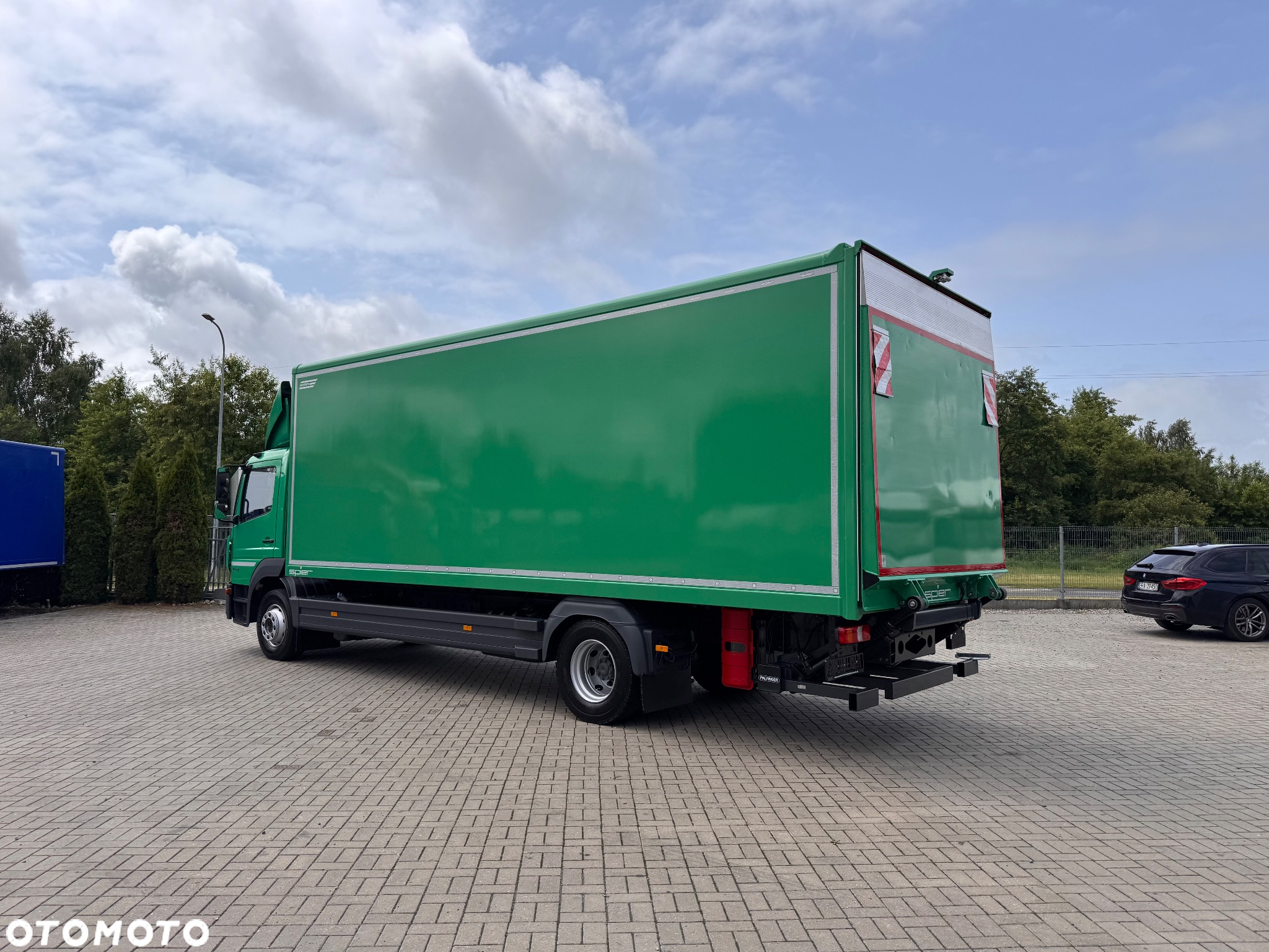 Mercedes-Benz ATEGO - 16