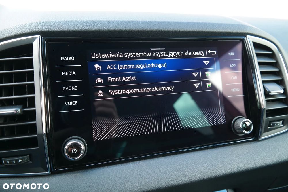 Skoda Karoq 1.5 TSI ACT Style DSG - 28