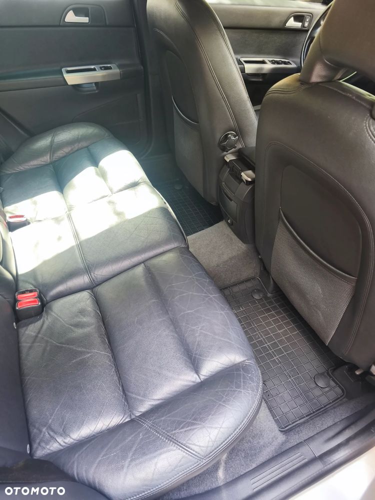 Volvo V50 1.6D - 25