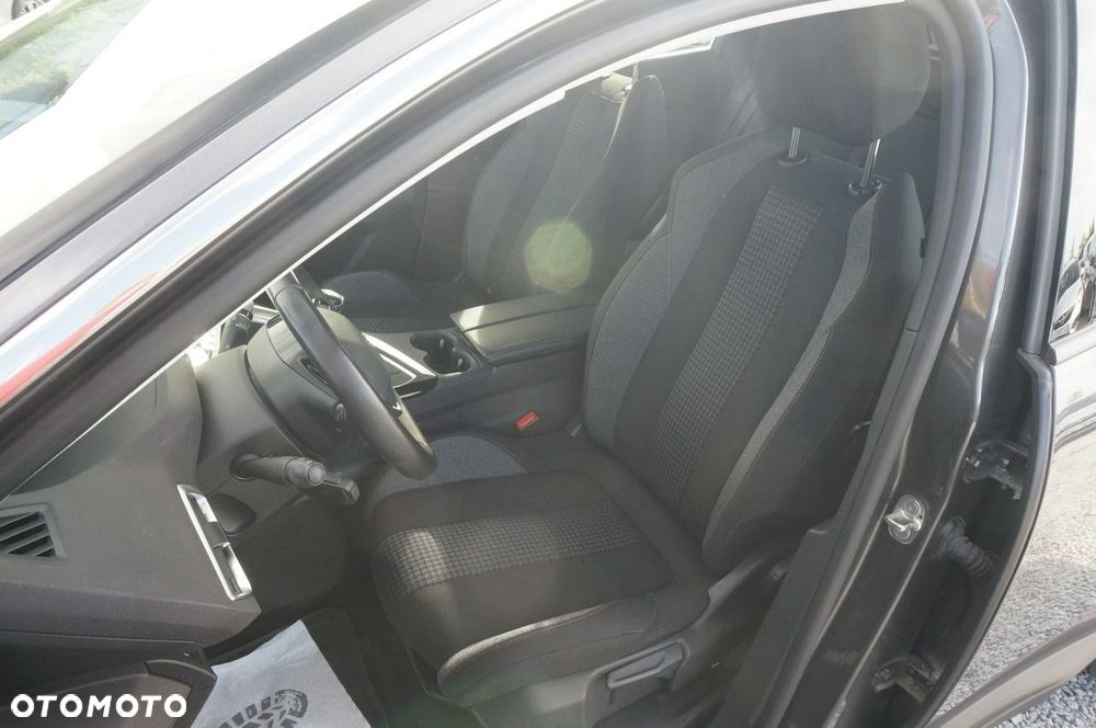 Peugeot 3008 1.2 PureTech Active Pack S&S - 22