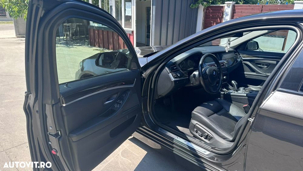BMW Seria 5 530d xDrive - 8