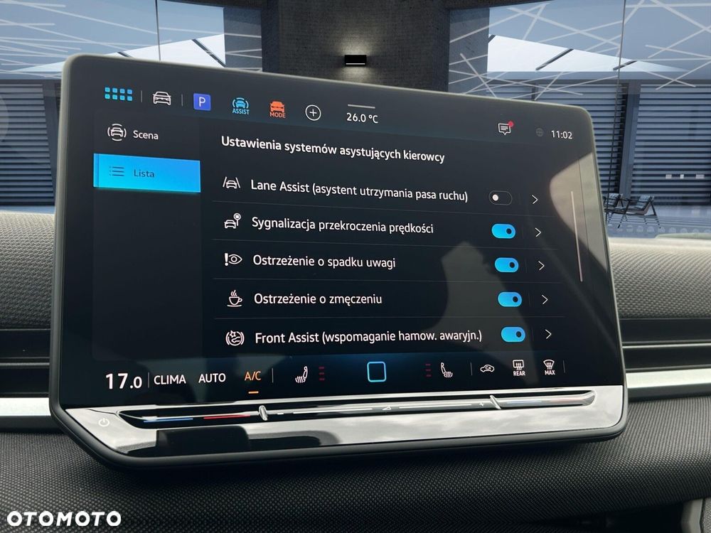 Volkswagen T-Roc 1.5 eTSI Life DSG - 21