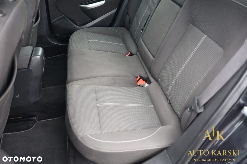 Opel Astra - 35