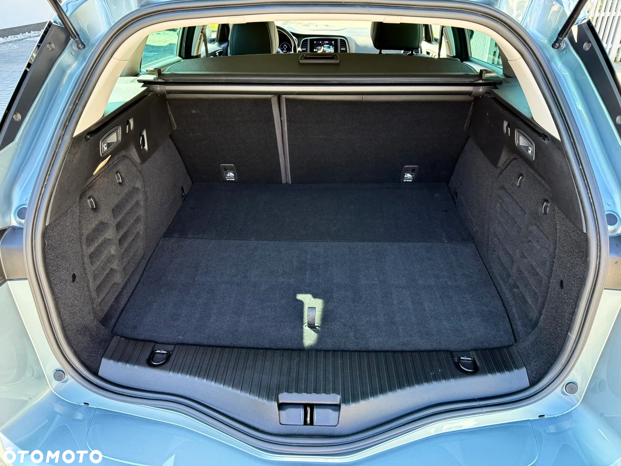 Renault Megane 1.6 E-TECH Plug-In Intens - 10