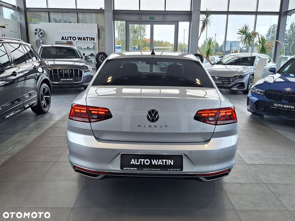 Volkswagen Passat 2.0 TSI Elegance DSG - 14