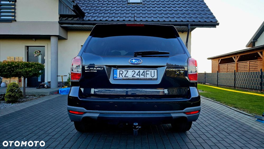 Subaru Forester 2.0XT Platinum Lineartronic - 6