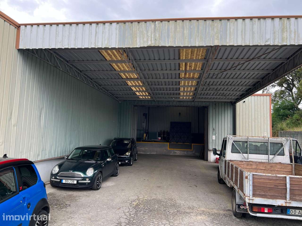 PAVILHÕES INDUSTRIAIS - 900M2 e 1.100M2- AVIDOS - COMPLEXO FITOR - Grande imagem: 4/11