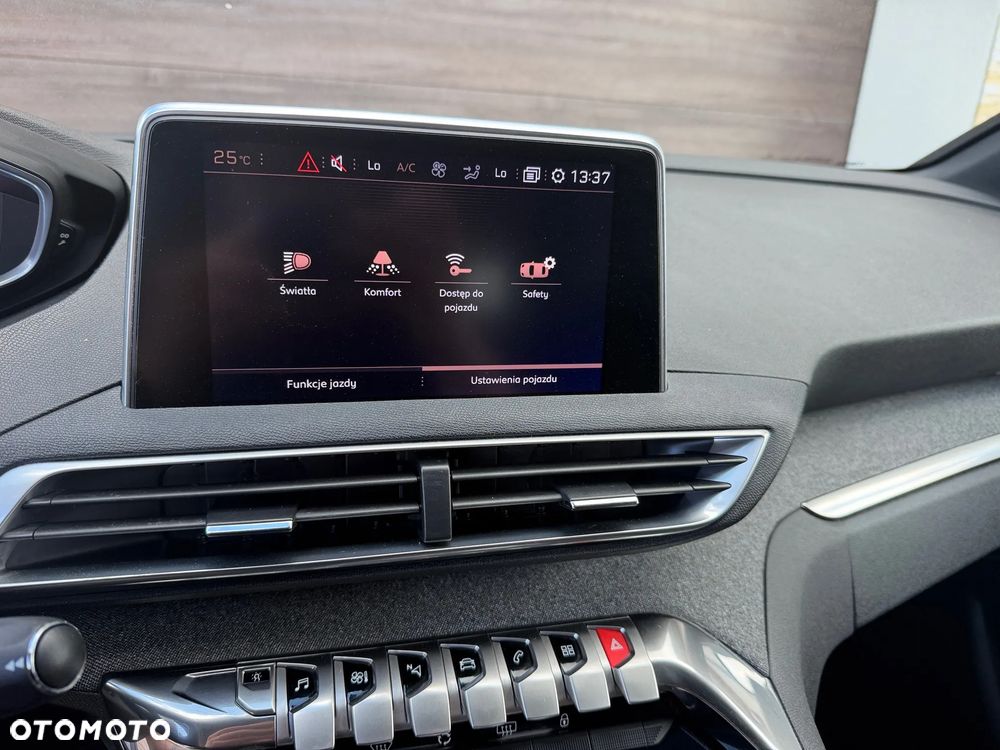 Peugeot 3008 - 15