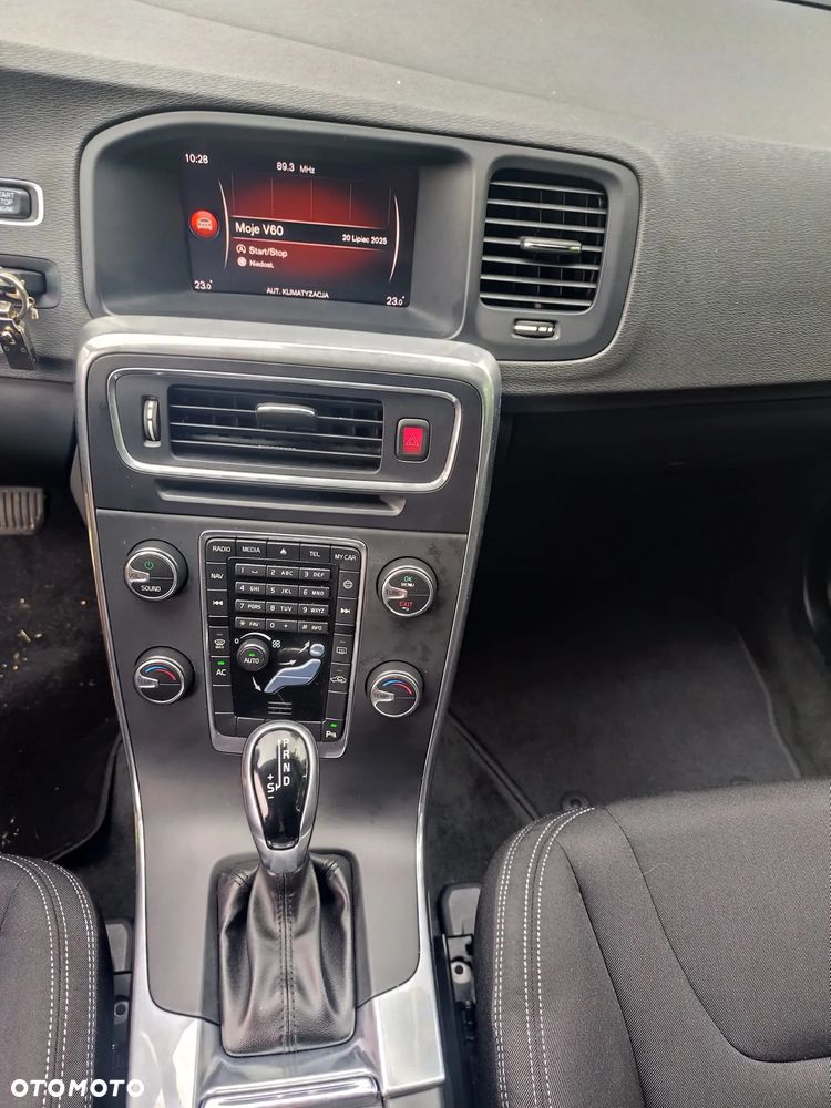 Volvo V60 - 10