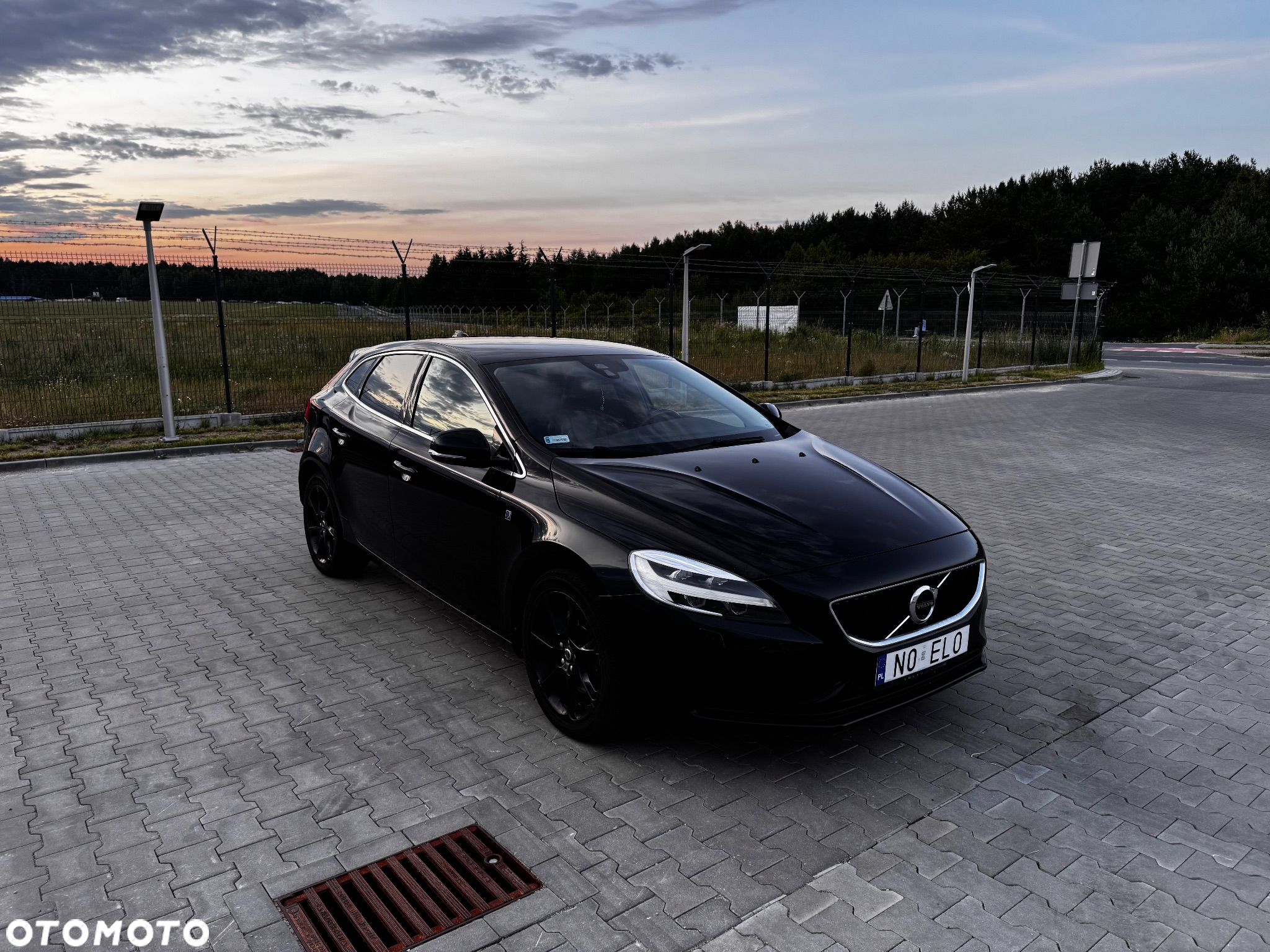 Volvo V40 - 1