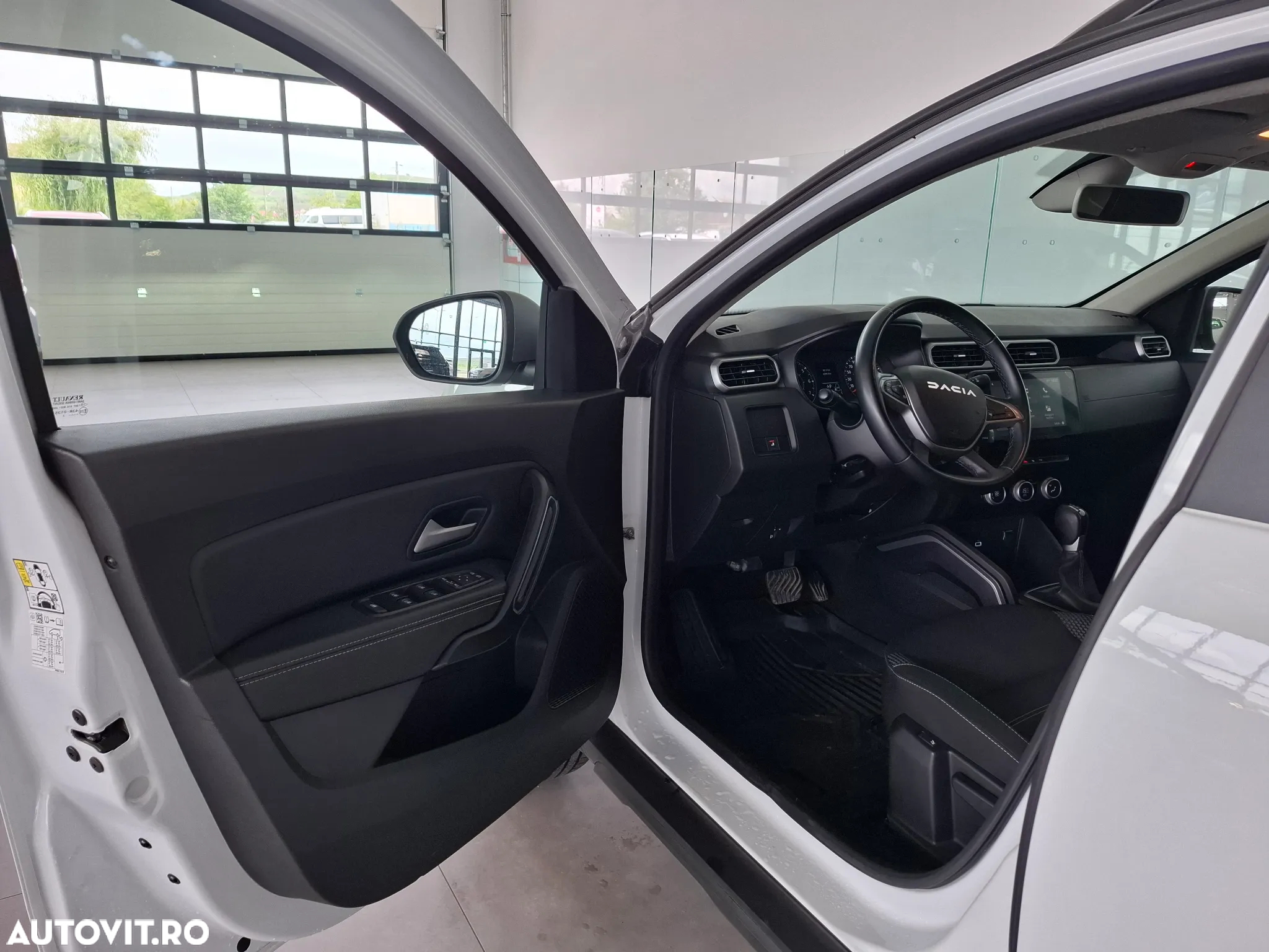 Dacia Duster TCe 150 EDC Journey - 8