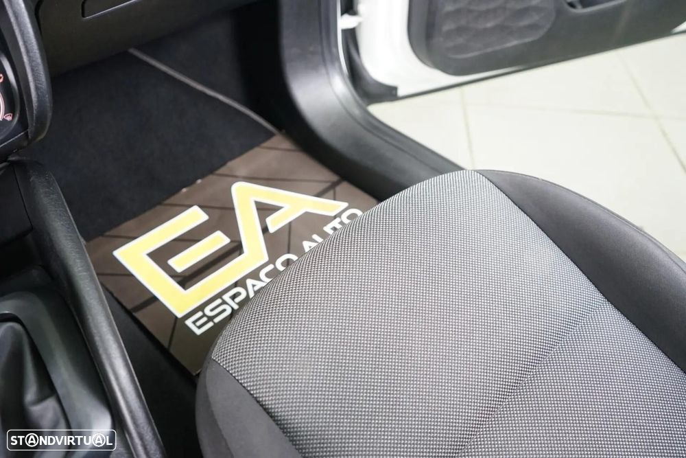 Fiat Tipo Station Wagon 1.3 M-Jet Street - 32