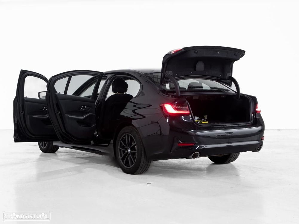 BMW 330 e Touring Corporate Edition Auto - 5