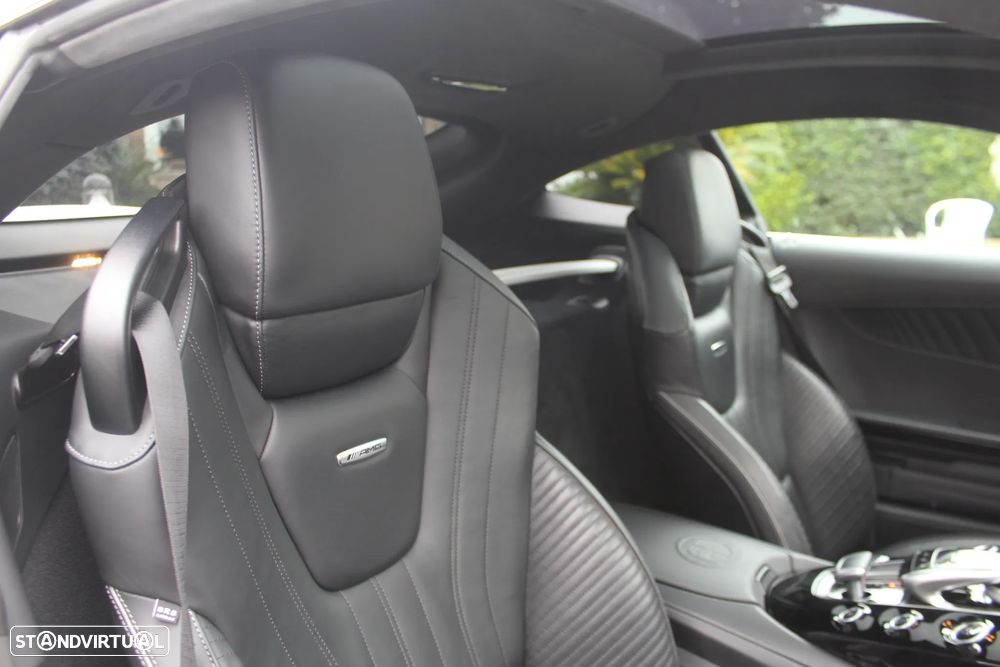 Mercedes-Benz AMG GT S Speedshift 7G-DCT - 28