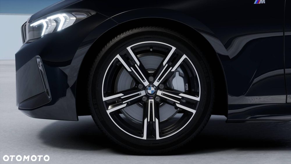 BMW Seria 3 318i M Sport - 4