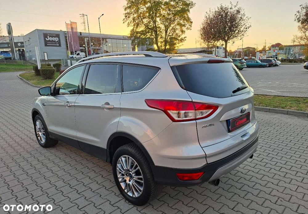 Ford Kuga - 10