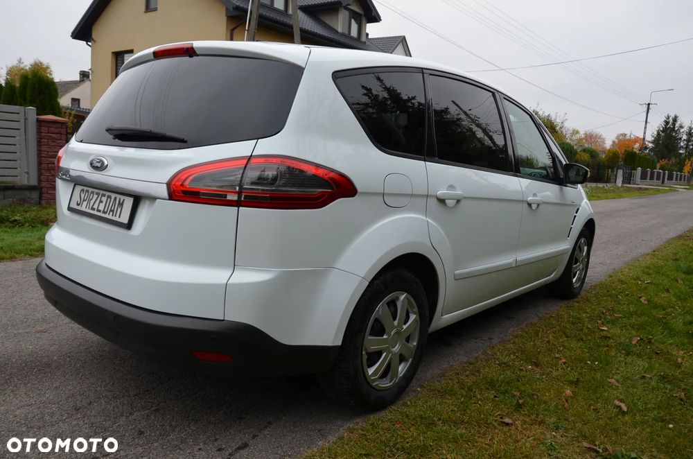 Ford S-Max 2.0 TDCi DPF Titanium - 24