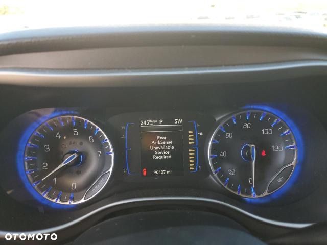 Chrysler Pacifica - 9