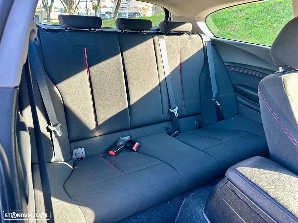 BMW 116 d Sport Line - 33