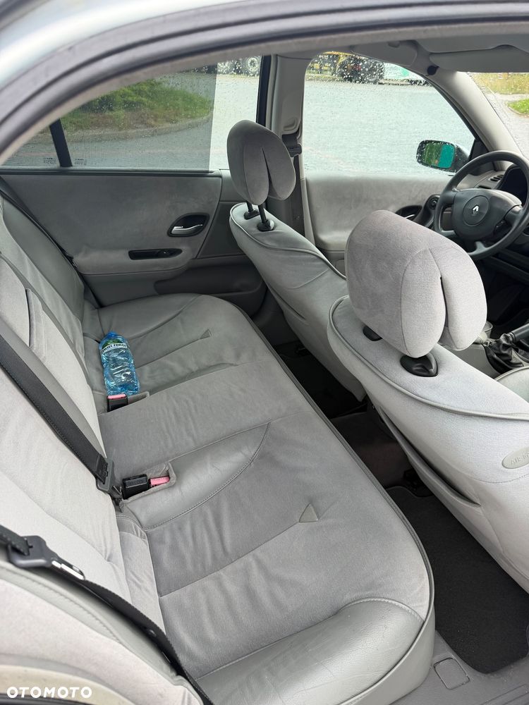 Renault Laguna - 6