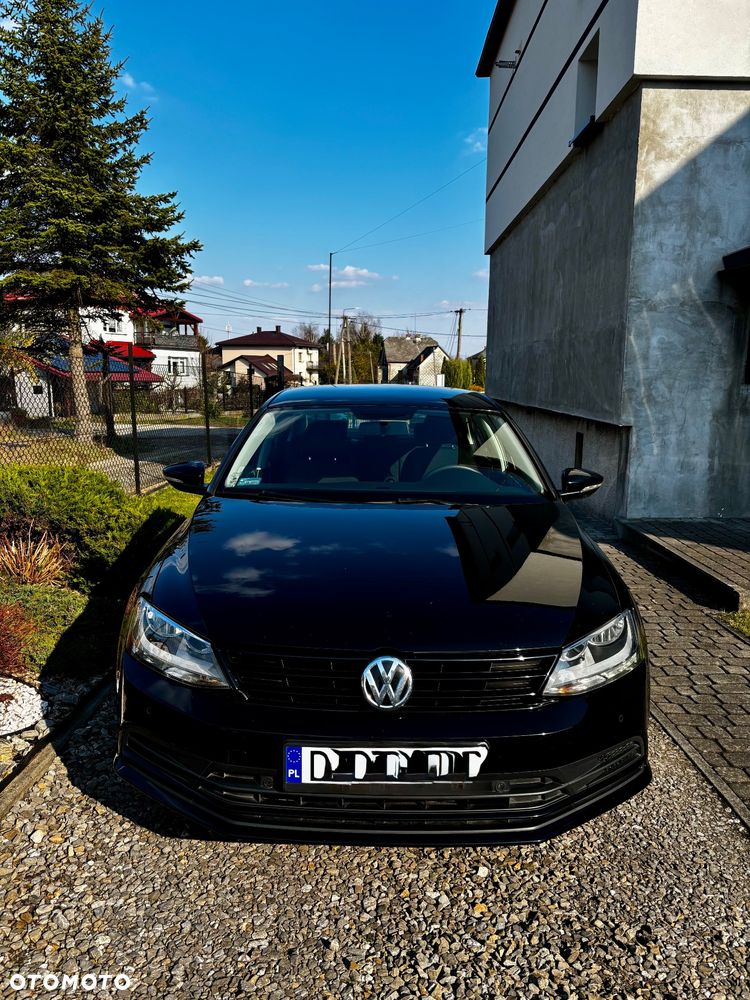Volkswagen Jetta 2.0 TDI DPF BMT Trendline - 1