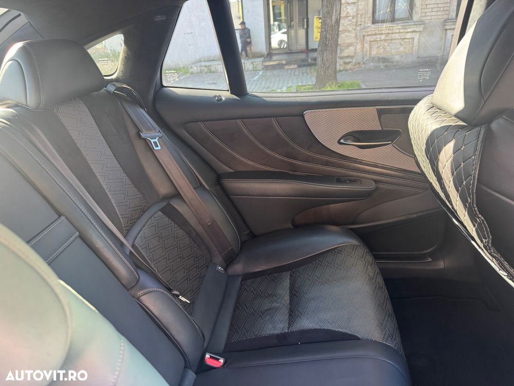 Lexus Seria LS - 11