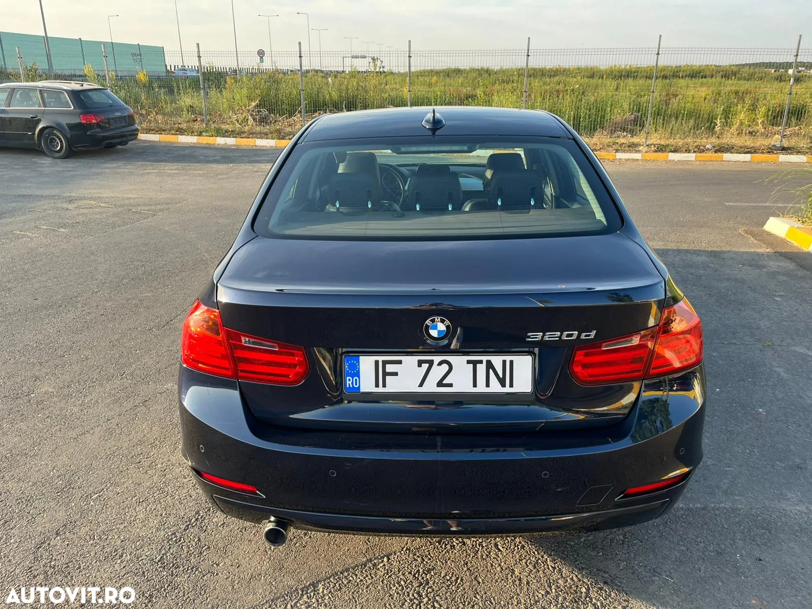 BMW Seria 3 320d EfficientDynamics Edition - 14