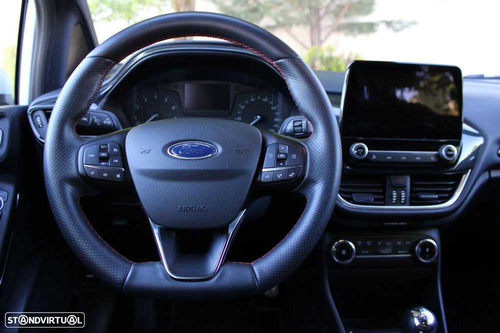 Ford Fiesta 1.0 EcoBoost MHEV ST-Line - 22