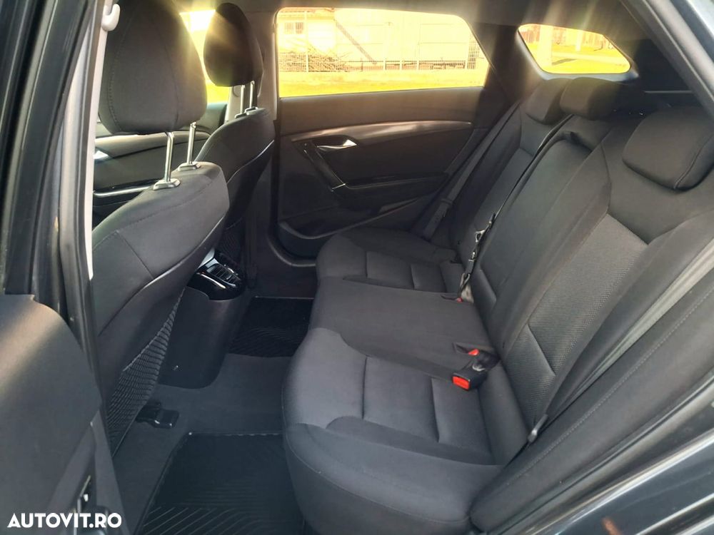 Hyundai i40 i40cw 1.7 CRDi Premium - 9