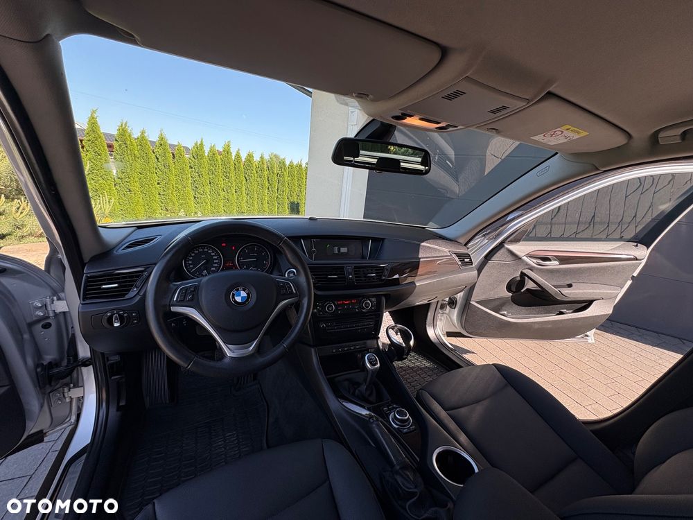 BMW X1 xDrive18d Sport Line - 27