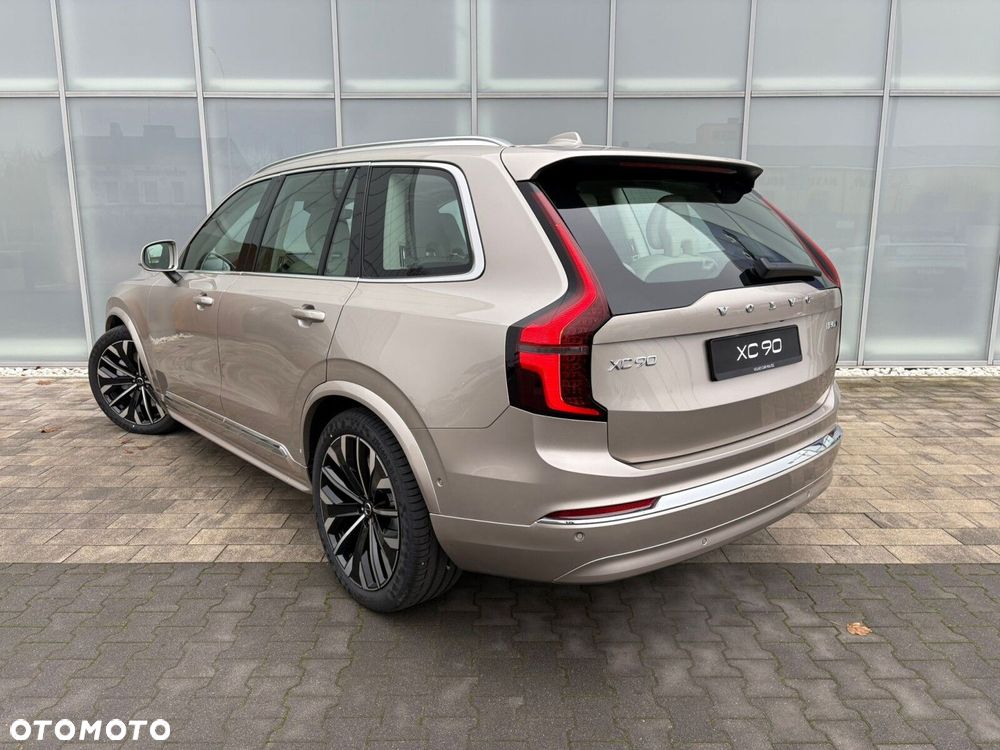 Volvo XC 90 - 7