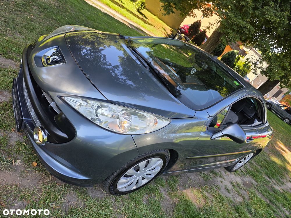 Peugeot 207 CC - 5
